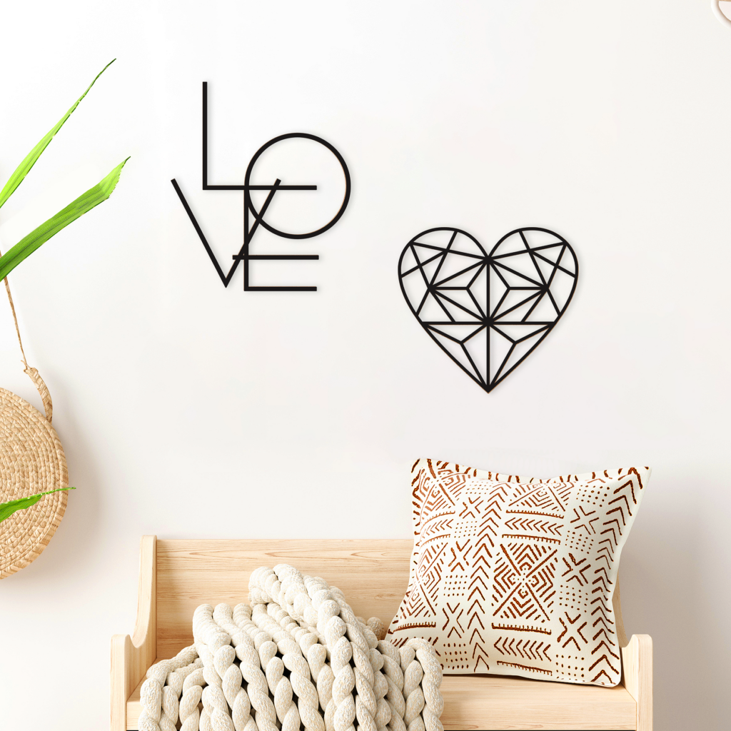 Kit Decorativo para Parede Love is in the Wall